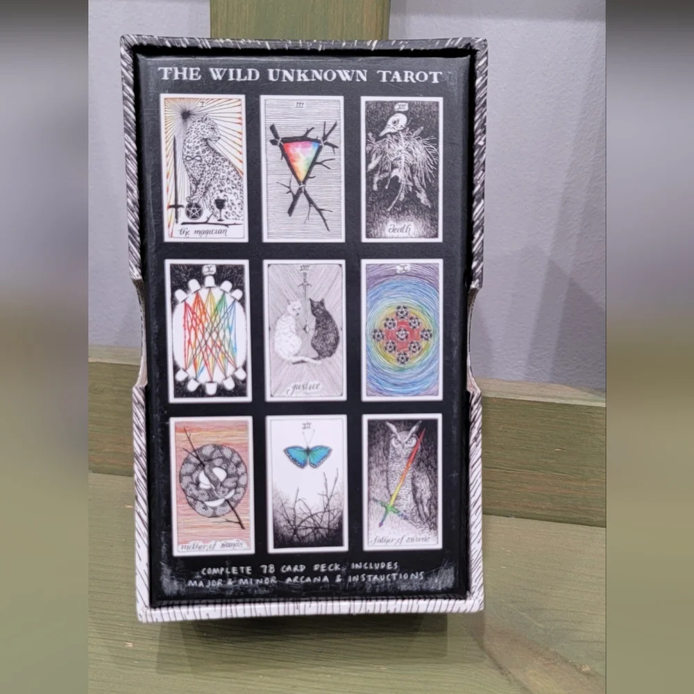 The Wild Unknown Tarot Deck and Guidebook, 1st Edition - Picture 3 of 8